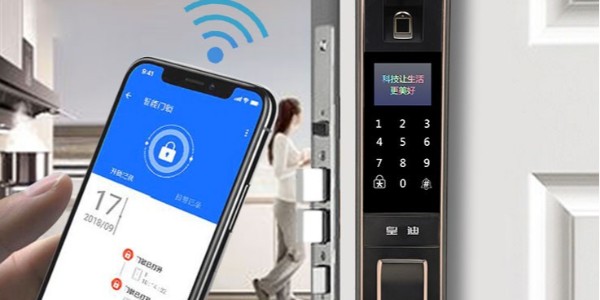 大意家長買菜忘帶鑰匙，將孩子鎖在煤氣房中，網(wǎng)友：或許該買智能鎖了